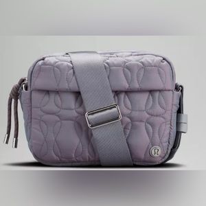 Lululemon Embrace Bag
